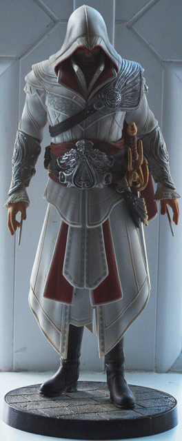 Ezio Auditore Statue image 1